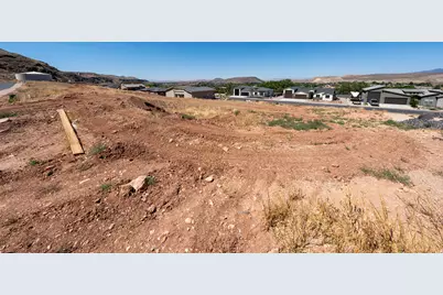 421 N 250 E #32, La Verkin, UT 84745 - Photo 3