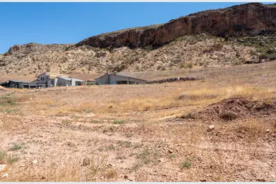 399 N 250 E #34, La Verkin, UT 84745 - Photo 5