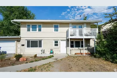 696 N Center St, Lehi, UT 84043 - Photo 1
