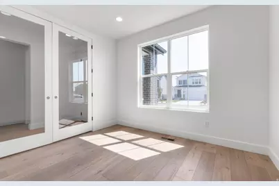 8944 S Smoky Hollow Rd, West Jordan, UT 84081 - Photo 5