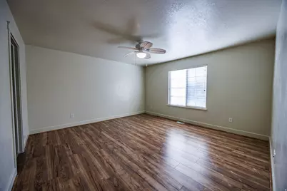 1238 N Baycrest Dr E, Saratoga Springs, UT 84045 - Photo 21