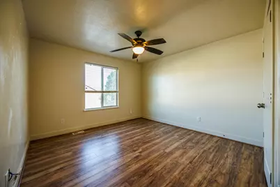 1238 N Baycrest Dr E, Saratoga Springs, UT 84045 - Photo 19