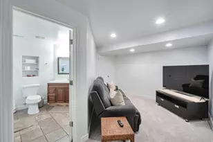 4536 W Cave Run Ln, South Jordan, UT 84009 - Photo 19