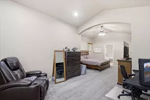 2452 Oak Ln, Layton, UT 84040 - Photo 21