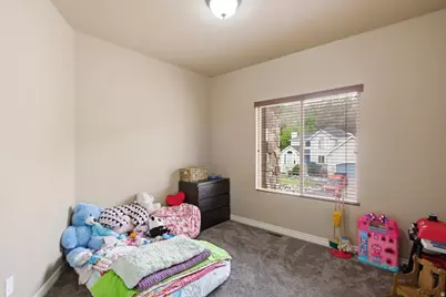 2452 Oak Ln, Layton, UT 84040 - Photo 33