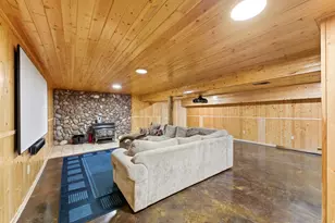 8875 E Strawberry Dr, Heber City, UT 84032 - Photo 37