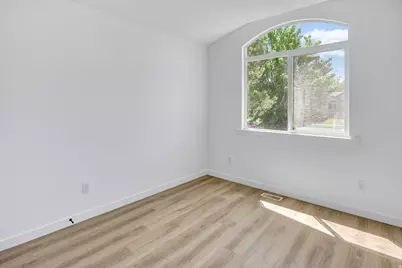 2104 W 2200 S, Syracuse, UT 84075 - Photo 21