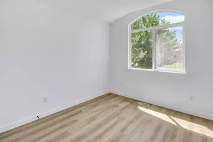 2104 W 2200 S, Syracuse, UT 84075 - Photo 21