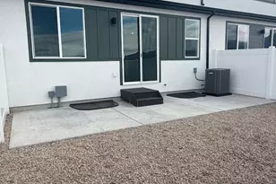 629 E Ryegrass Dr, Eagle Mountain, UT 84005 - Photo 25