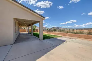 409 N Sage Grouse Dr, Washington, UT 84780 - Photo 5
