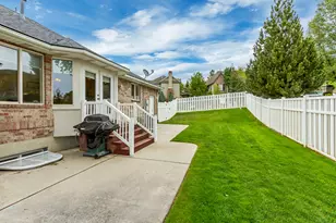 298 E North Canyon Rd, Bountiful, UT 84010 - Photo 55
