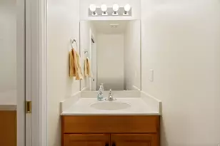 298 E North Canyon Rd, Bountiful, UT 84010 - Photo 23