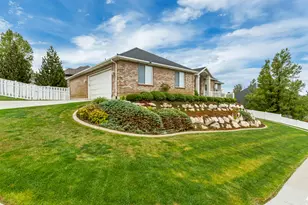 298 E North Canyon Rd, Bountiful, UT 84010 - Photo 3