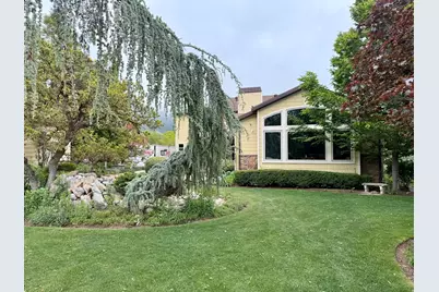 2205 E Sunset Dr, Layton, UT 84040 - Photo 3