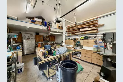 2205 E Sunset Dr, Layton, UT 84040 - Photo 43