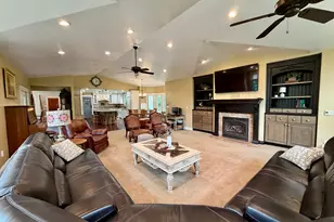 2205 E Sunset Dr, Layton, UT 84040 - Photo 9