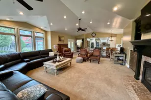 2205 E Sunset Dr, Layton, UT 84040 - Photo 11