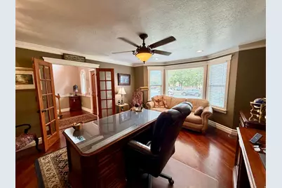 2205 E Sunset Dr, Layton, UT 84040 - Photo 23