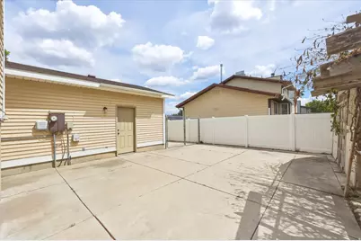 5571 W 4260 S, West Valley, UT 84120 - Photo 25