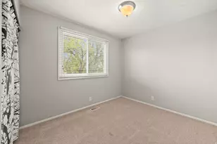 5032 W 6600 S, West Jordan, UT 84081 - Photo 9