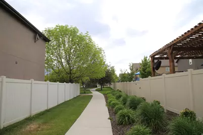 1676 S Spring Creek Ranch Rd, Lehi, UT 84043 - Photo 39