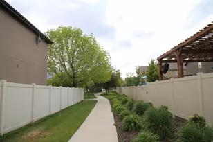 1676 S Spring Creek Ranch Rd, Lehi, UT 84043 - Photo 39
