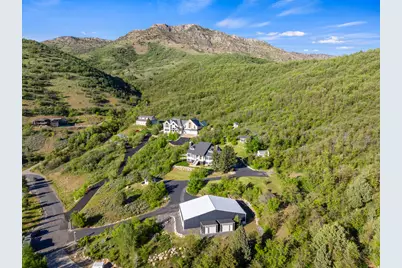 832 N Kelley Dr E, Huntsville, UT 84317 - Photo 41