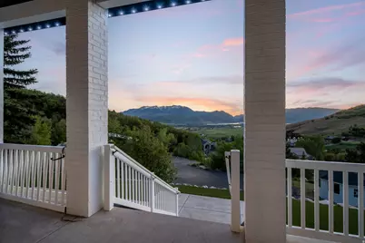 832 N Kelly Dr E, Huntsville, UT 84317 - Photo 5