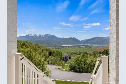 832 N Kelley Dr E, Huntsville, UT 84317 - Photo 11