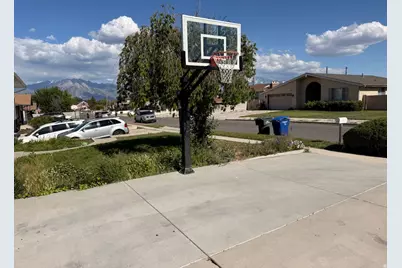 3302 W Blue Haven Dr, West Valley, UT 84119 - Photo 25