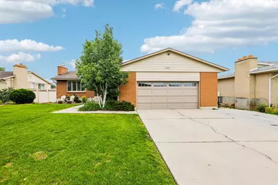3302 W Blue Haven Dr, West Valley, UT 84119 - Photo 3