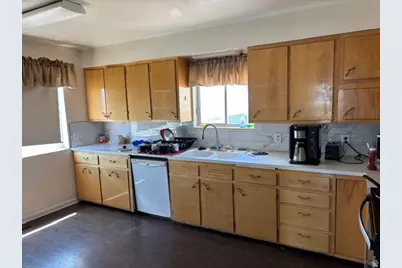 237 N 500 W, Vernal, UT 84078 - Photo 3