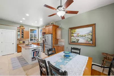1683 N Main St, Centerville, UT 84014 - Photo 7