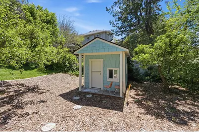 1683 N Main St, Centerville, UT 84014 - Photo 33