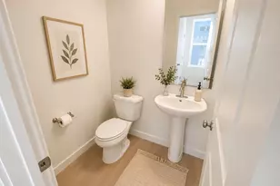 923 W Halvorsen Parkway, Saratoga Springs, UT 84045 - Photo 5