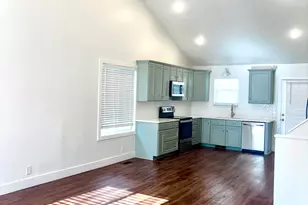 3131 Applewood Dr, Bountiful, UT 84010 - Photo 3