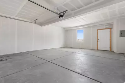 636 W Caroles Way #7, Tooele, UT 84074 - Photo 29