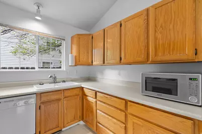 2207 W 480 N, Provo, UT 84601 - Photo 11