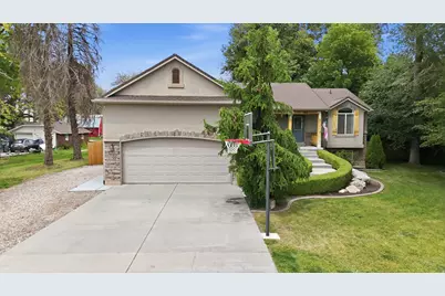 962 N Harrisville Rd, Harrisville, UT 84404 - Photo 3