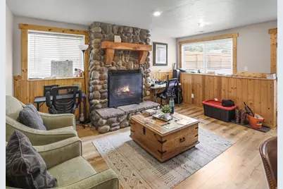 962 N Harrisville Rd, Harrisville, UT 84404 - Photo 49