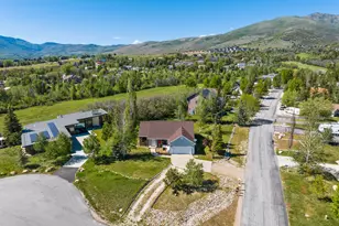 4838 E Fairway Cir, Eden, UT 84310 - Photo 3