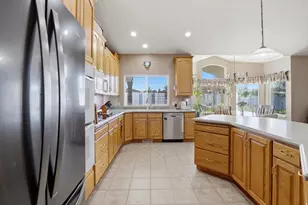 1274 W Chapel Ridge Dr, South Jordan, UT 84095 - Photo 13