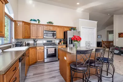 2205 N 600 E, North Ogden, UT 84414 - Photo 5