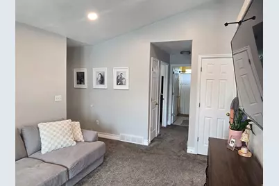1648 Rockbridge Dr, Layton, UT 84041 - Photo 9
