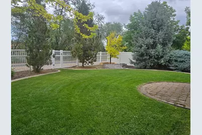 1648 Rockbridge Dr, Layton, UT 84041 - Photo 27