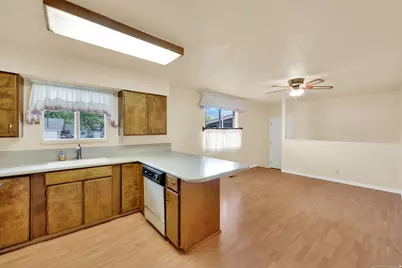 892 N 800 E, Orem, UT 84097 - Photo 9