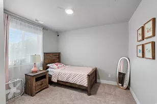 1303 E Weyburn Ln, Holladay, UT 84117 - Photo 9