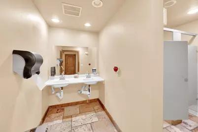 340 E 1200 S, Orem, UT 84058 - Photo 17