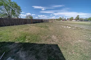 117 S Maple St, Wellington, UT 84542 - Photo 25