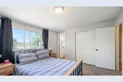 1085 N Nayon Dr E # 6, Layton, UT 84040 - Photo 13